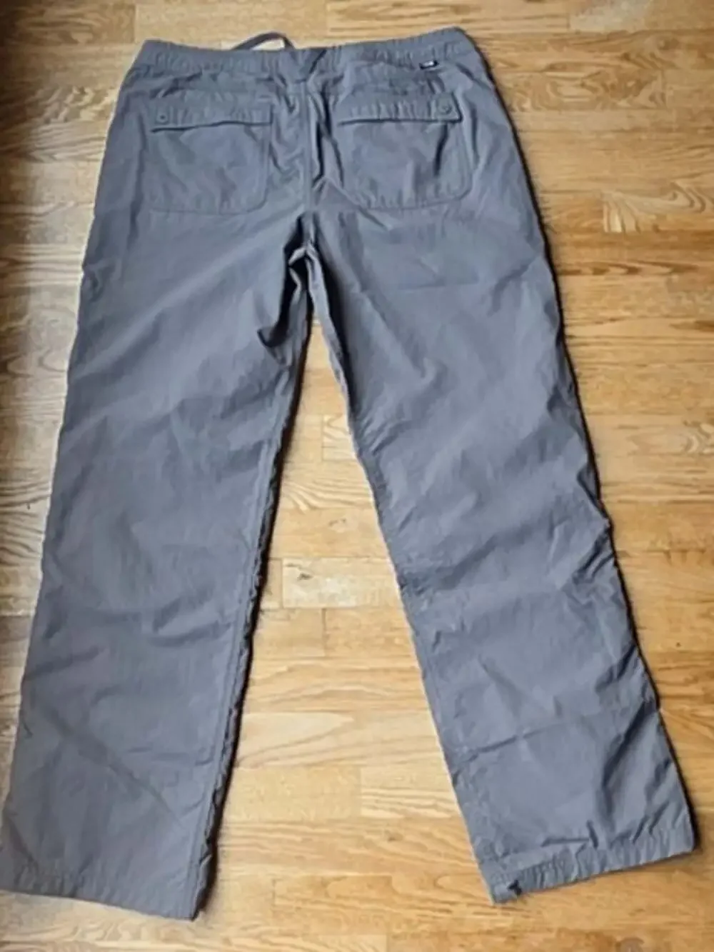 (12) The North Face Outdoor Convertible Casual Gray Nylon Pant Adventure Hiking - Picture 10 of 10